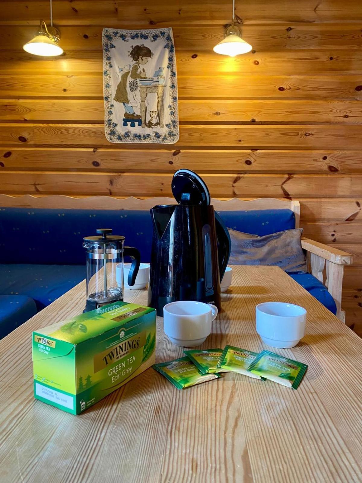 Trollstigen Camping And Gjestegard Andalsnes Ngoại thất bức ảnh
